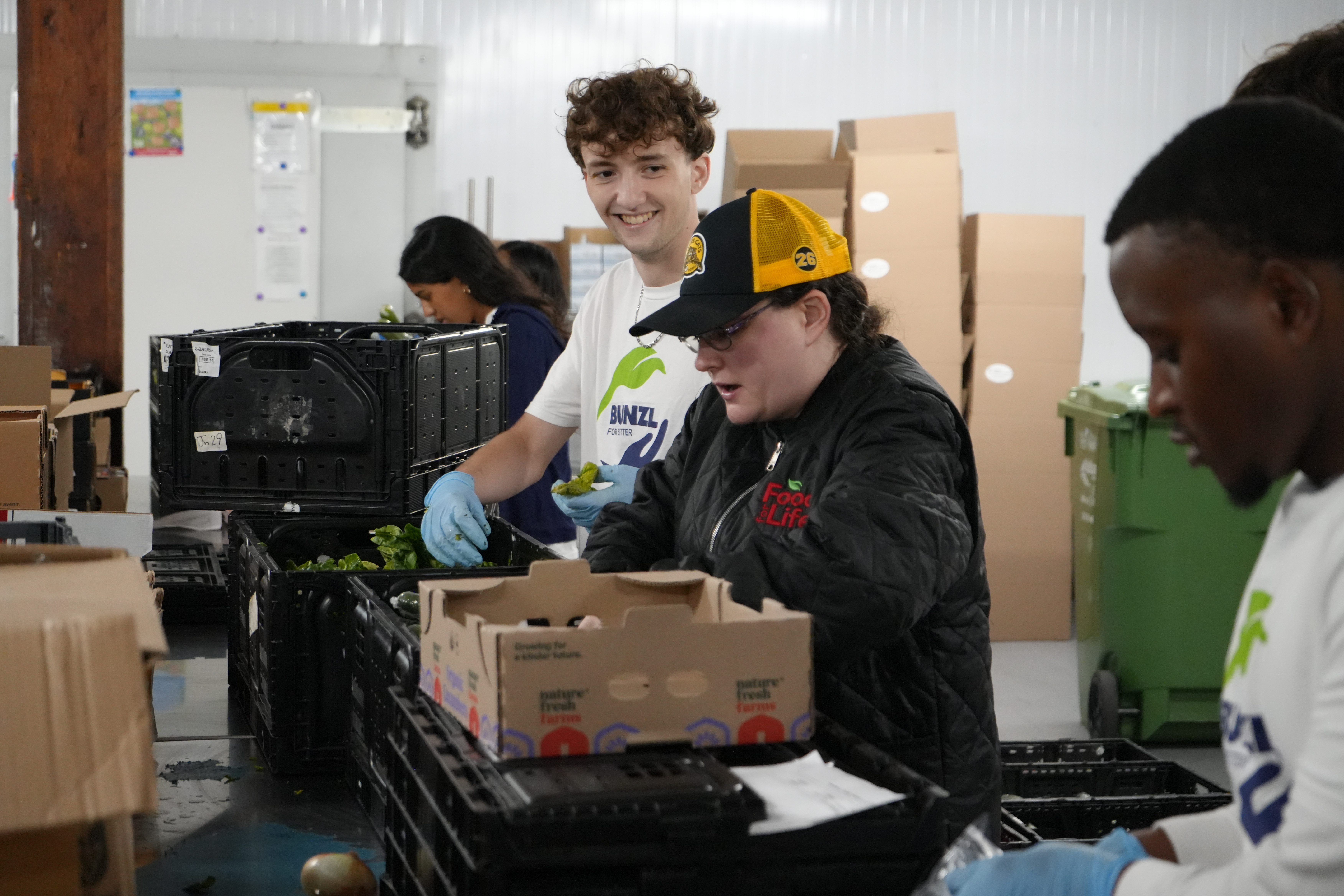 Bunzl's FOR BETTER DAYS demonstrate commitment to giving back to the community